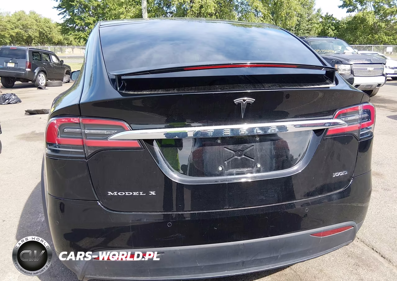 2018 Tesla Model X VIN:5YJXCDE28JF139688 - 16