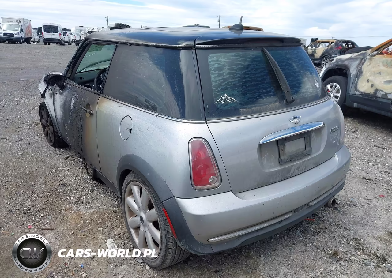 2005 Mini Cooper VIN:WMWRC33435TJ63663 - 3