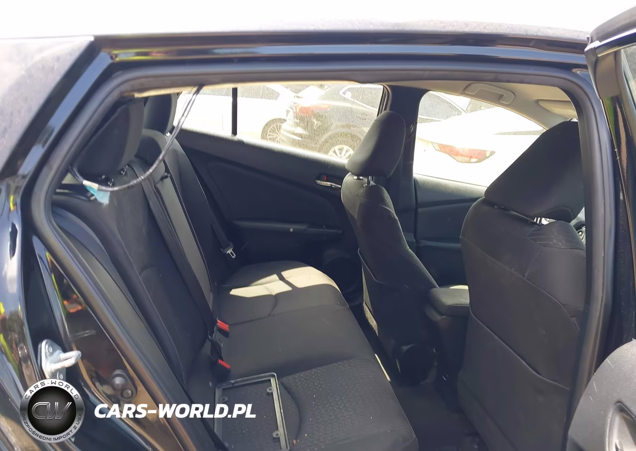 2016 Toyota Prius Two VIN:JTDKBRFU7G3502904 - 8