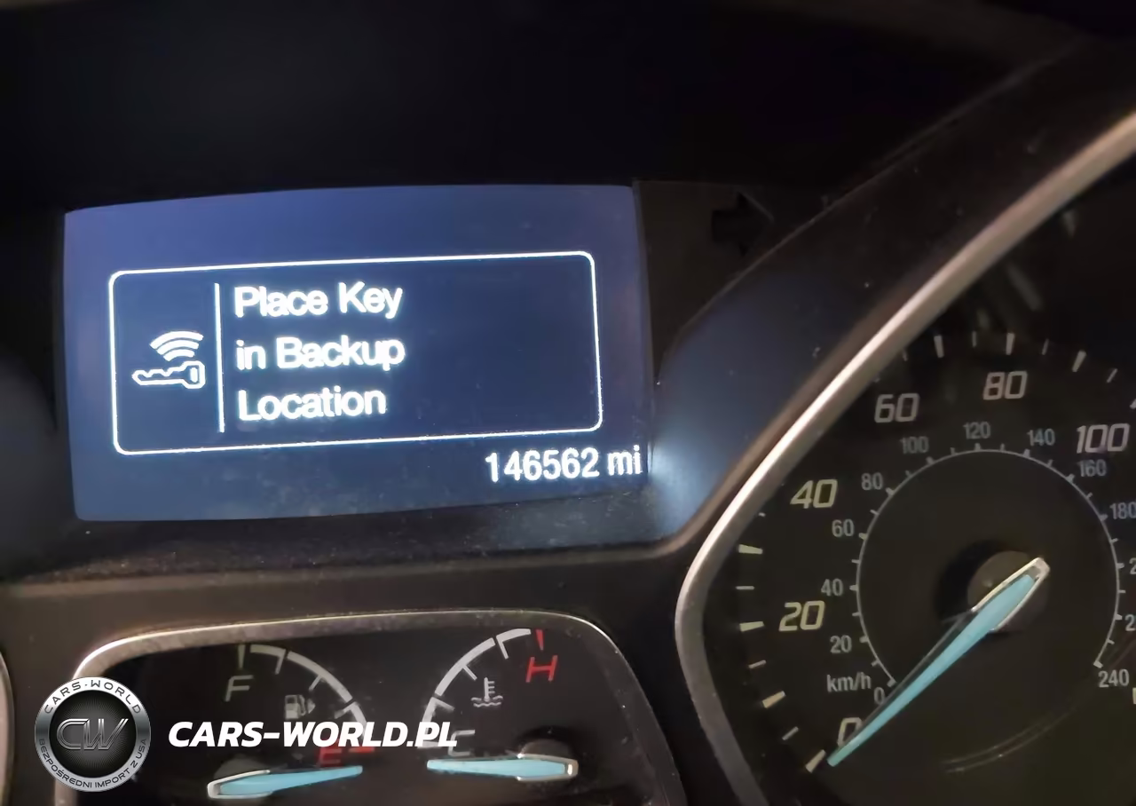 2016 Ford Escape Titanium VIN:1FMCU9J99GUC77635 - 15