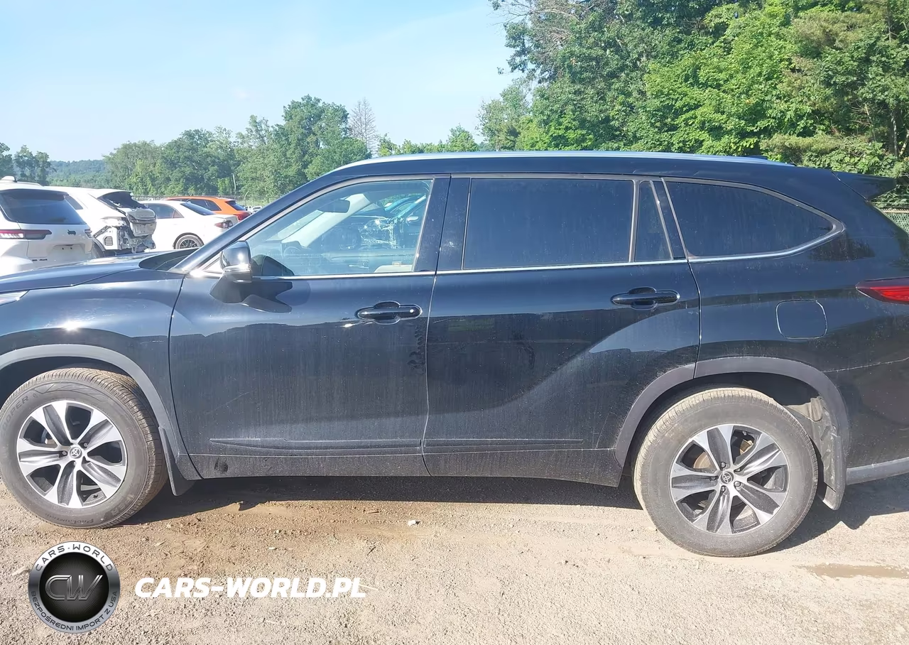 2020 Toyota Highlander Xle VIN:5TDGZRBHXLS504763 - 14