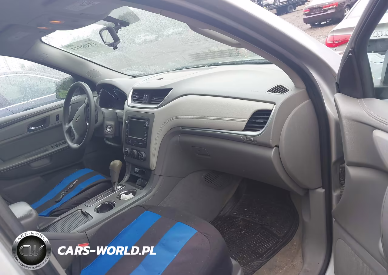 2015 Chevrolet Traverse Ls VIN:1GNKVFED1FJ183413 - 5