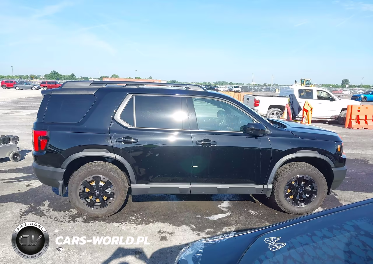 2026 Honda Passport VIN:5FNYF9H87TB060069 - 13