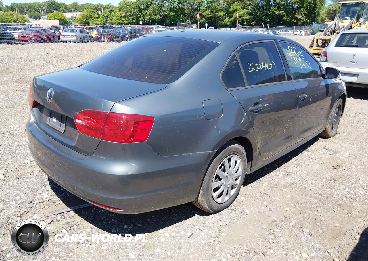 2014 Volkswagen Jetta 2.0L S VIN:3VW2K7AJ6EM252243 - 4