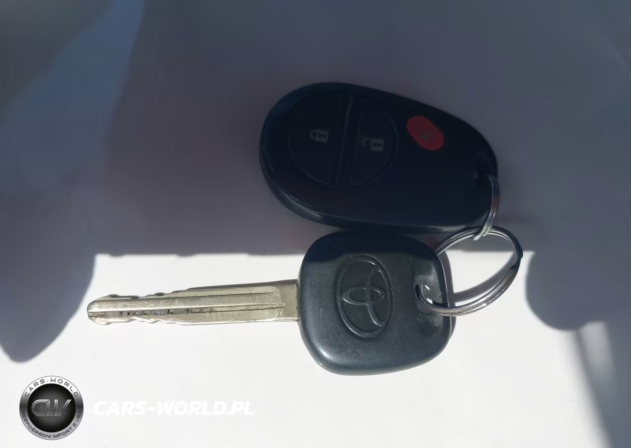 2015 Toyota Tacoma Base V6 VIN:3TMLU4EN4FM175287 - 11