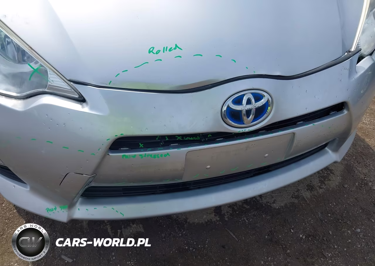 2013 Toyota Prius C Two VIN:JTDKDTB33D1555076 - 6