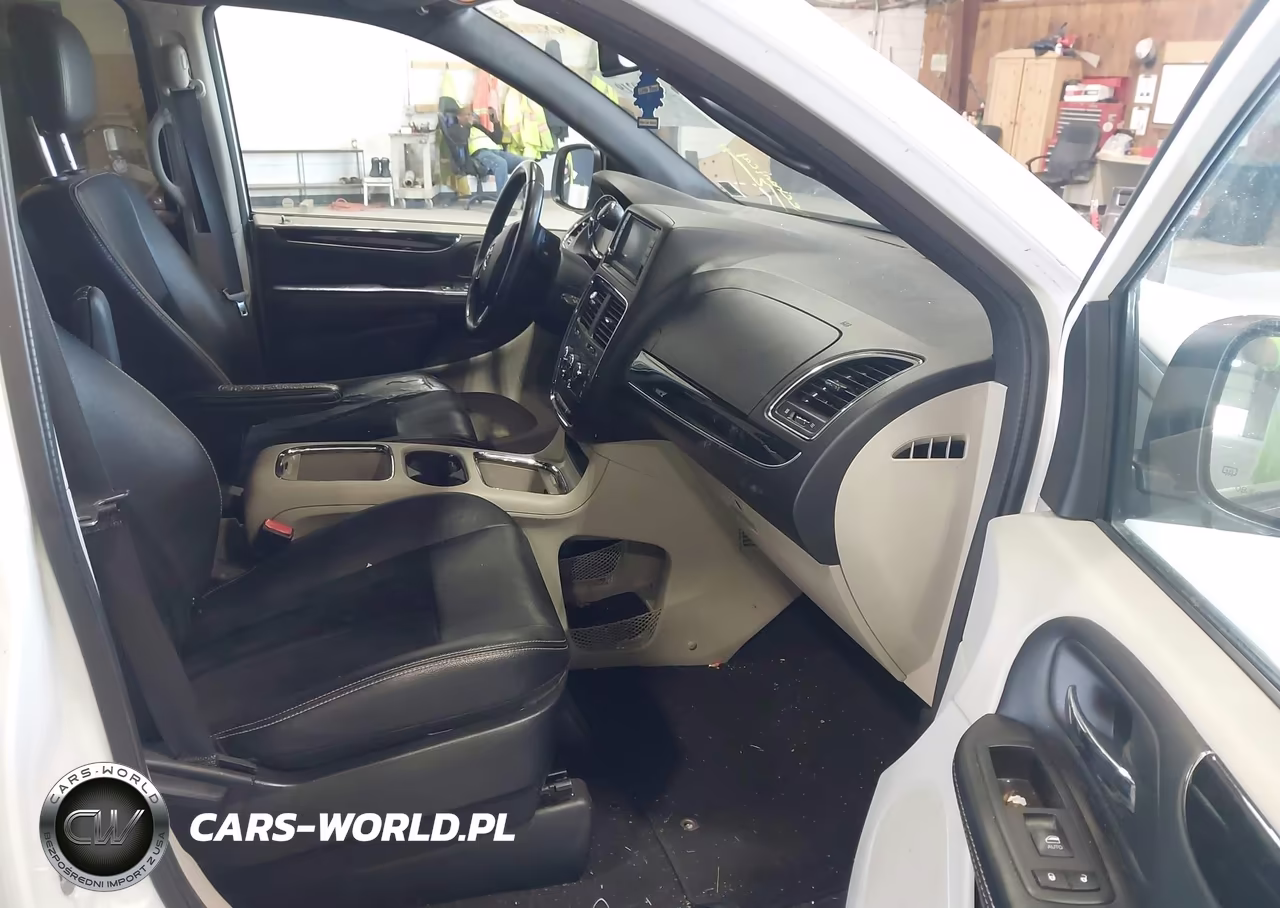 2018 Dodge Grand Caravan Sxt VIN:2C4RDGCGXJR224512 - 5