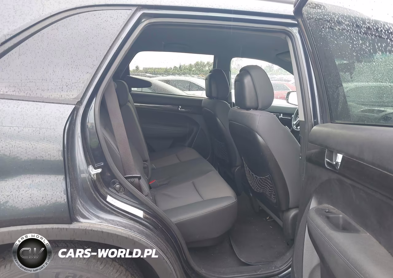2012 Kia Sorento Lx V6 VIN:5XYKT4A24CG244899 - 8