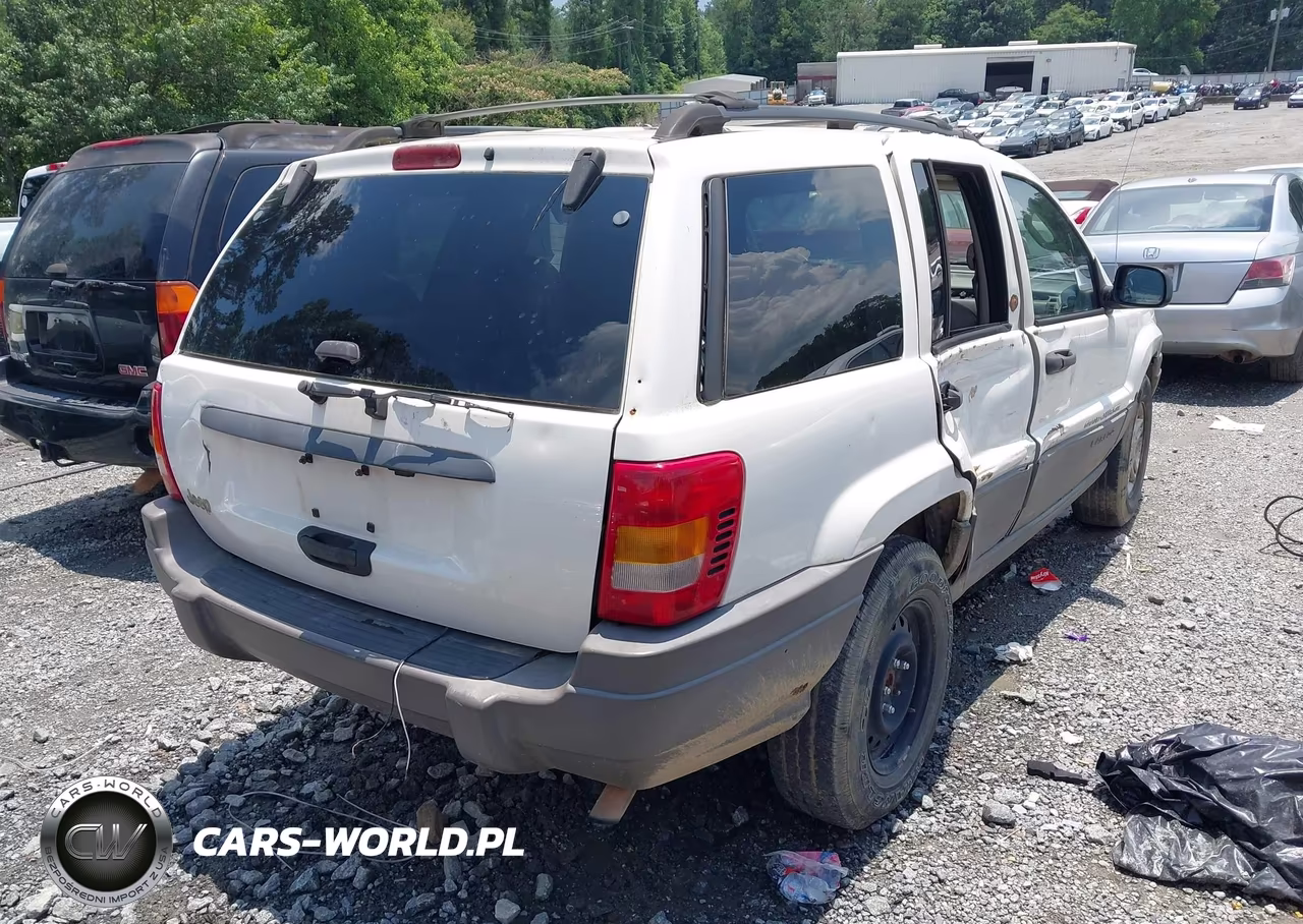 2003 Jeep Grand Cherokee Laredo VIN:1J4GX48S13C614740 - 4