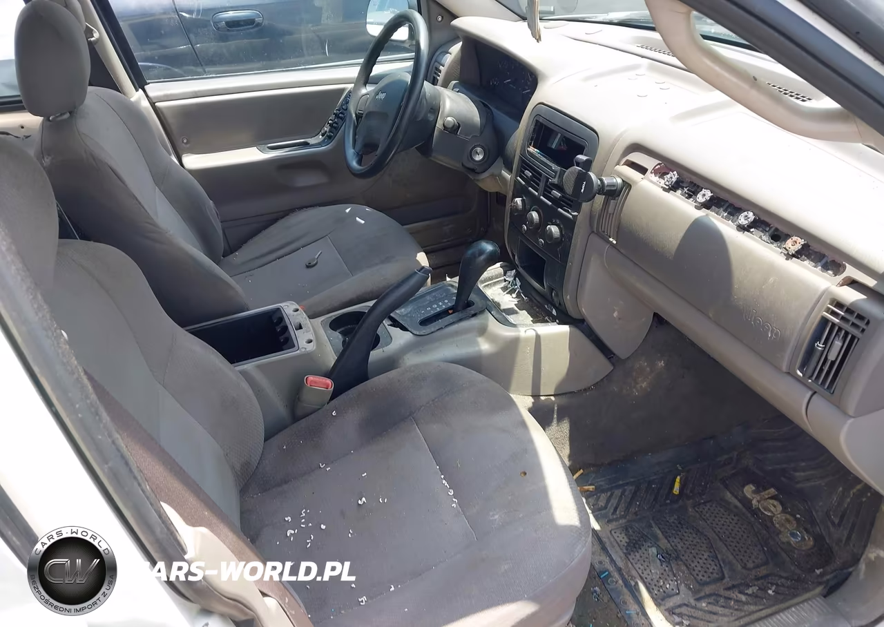 2003 Jeep Grand Cherokee Laredo VIN:1J4GX48S13C614740 - 5
