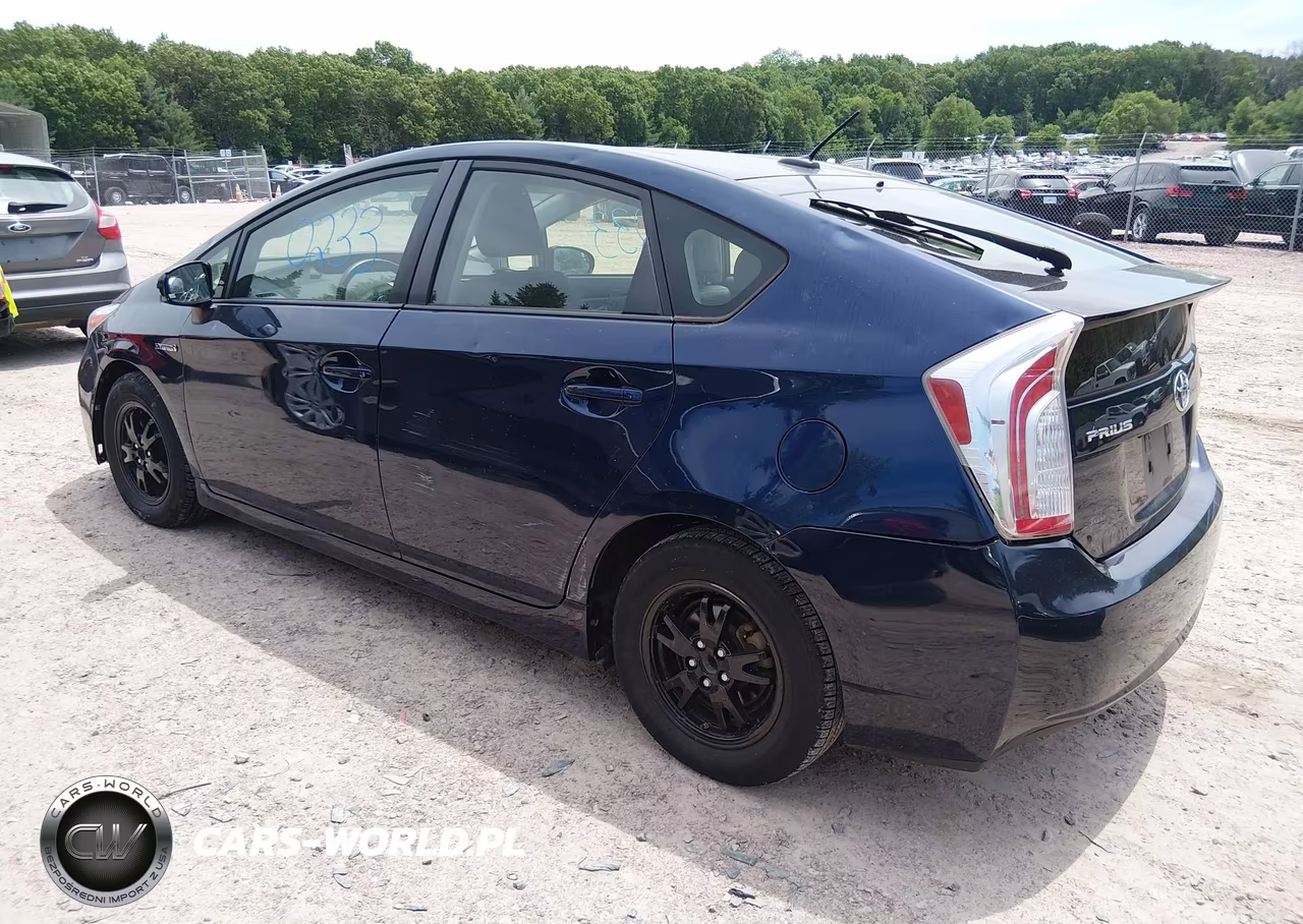 2014 Toyota Prius Four VIN:JTDKN3DU7E1754409 - 3