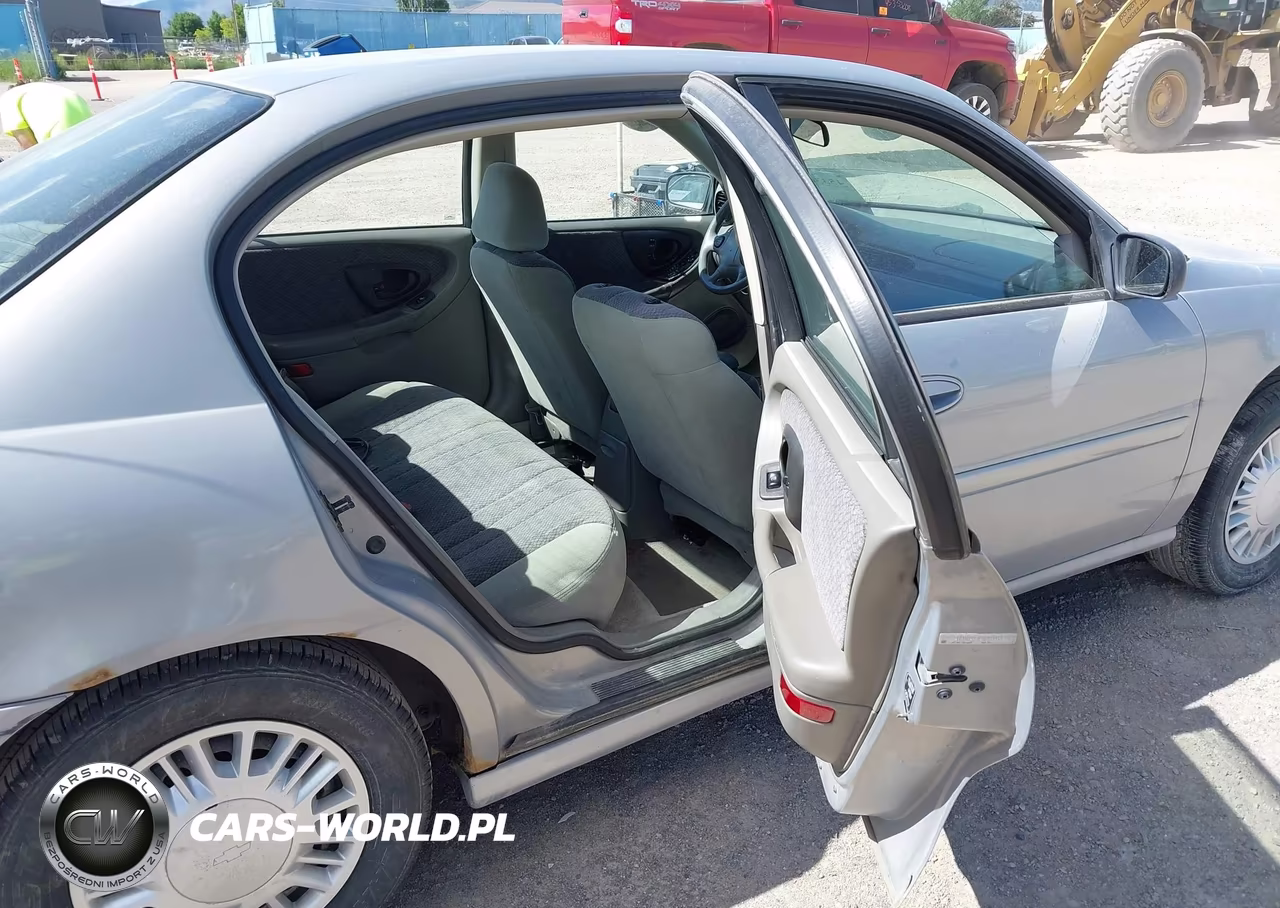 2000 Chevrolet Malibu VIN:1G1ND52J1Y6303318 - 8