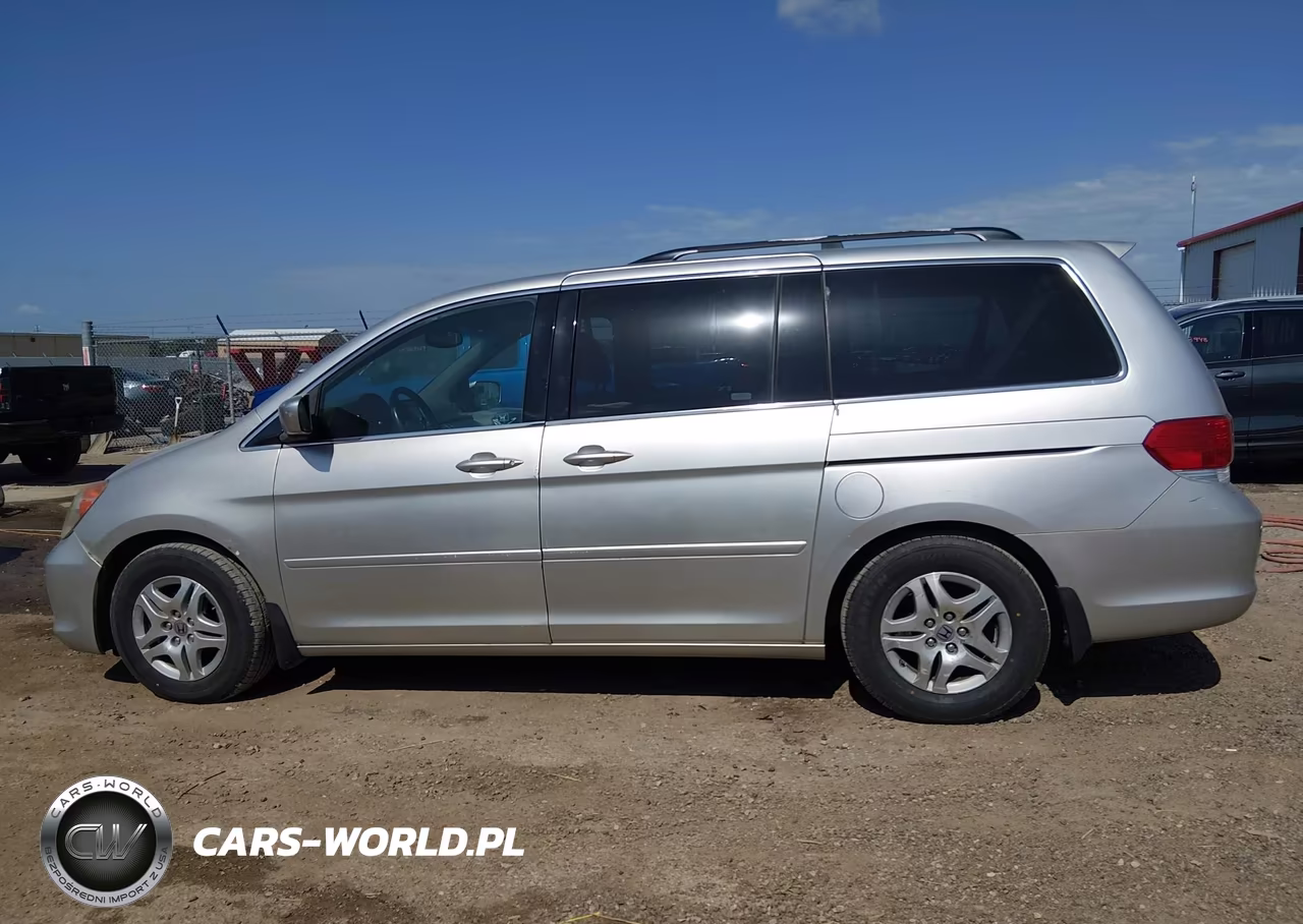 2008 Honda Odyssey Touring VIN:5FNRL38838B035655 - 14