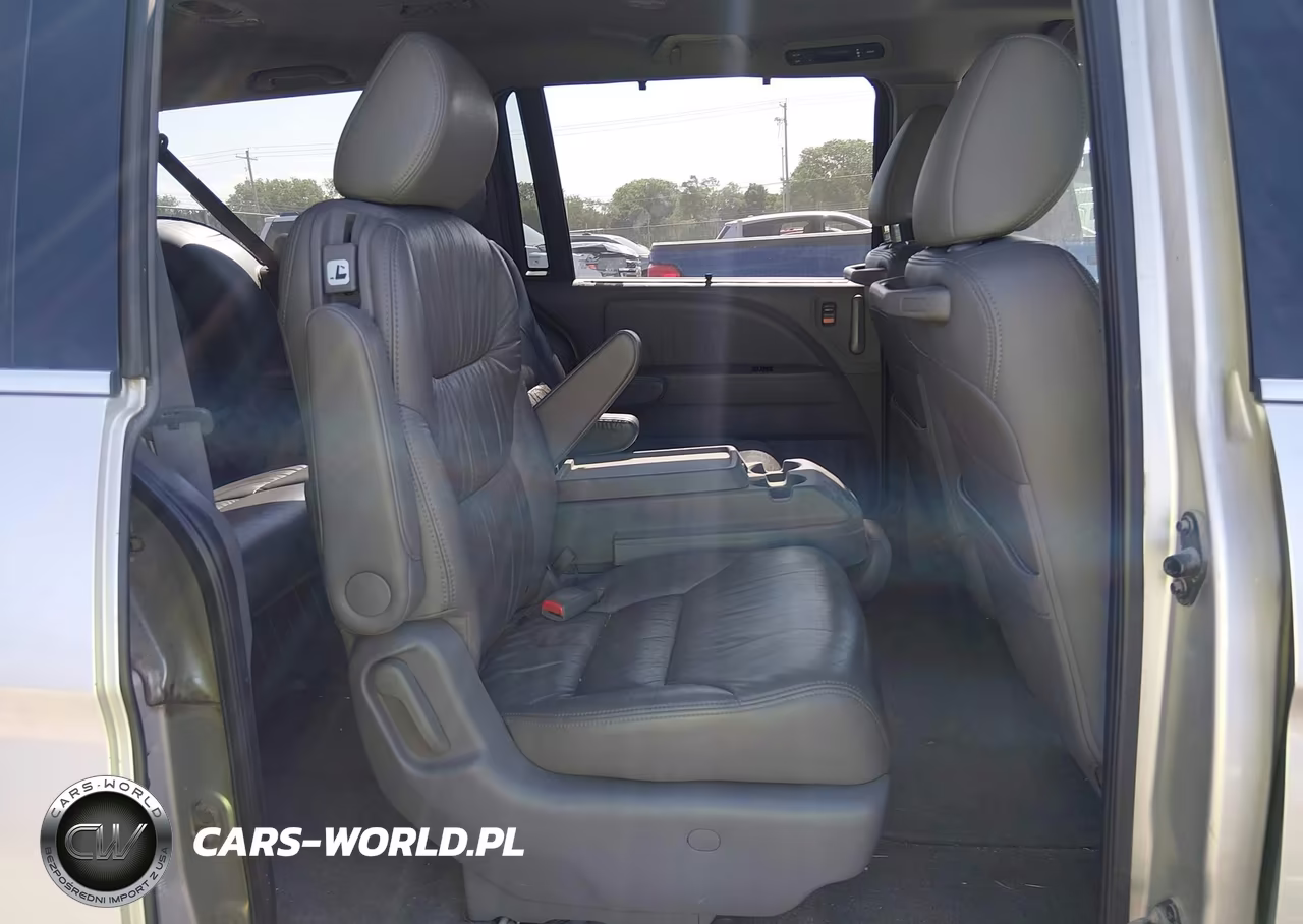 2008 Honda Odyssey Touring VIN:5FNRL38838B035655 - 8