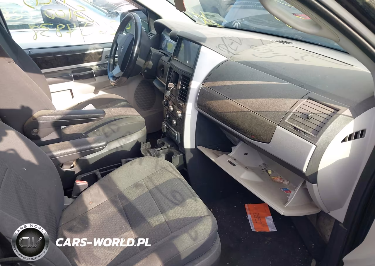 2010 Dodge Grand Caravan Sxt VIN:2D4RN5D1XAR307517 - 5