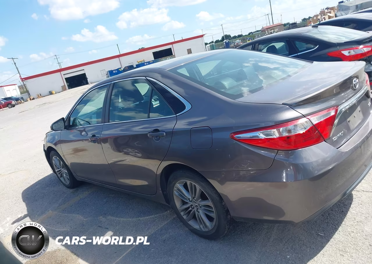 2015 Toyota Camry Se VIN:4T1BF1FK1FU482531 - 14
