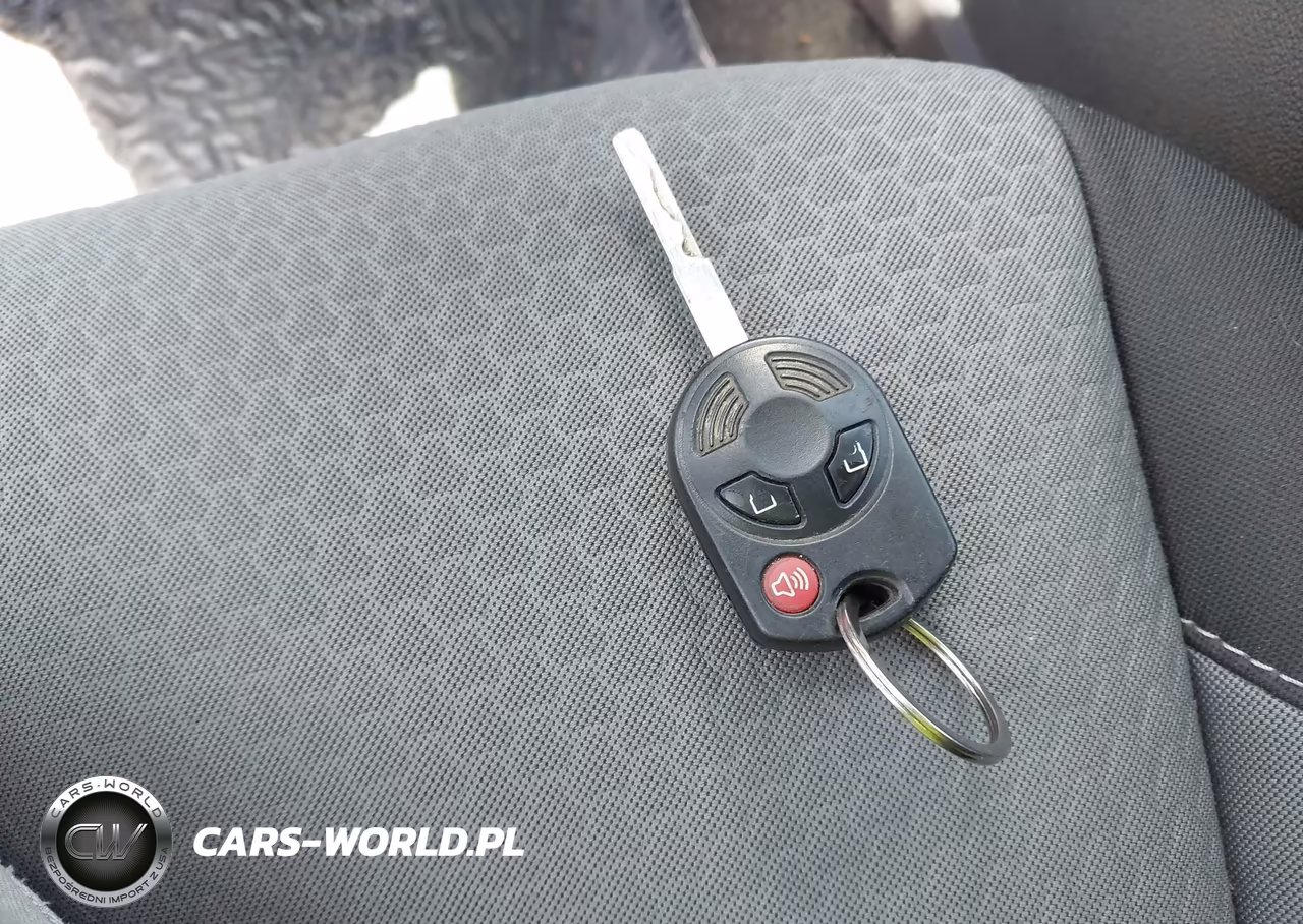 2018 Ford Escape Se VIN:1FMCU9GD6JUA59638 - 11