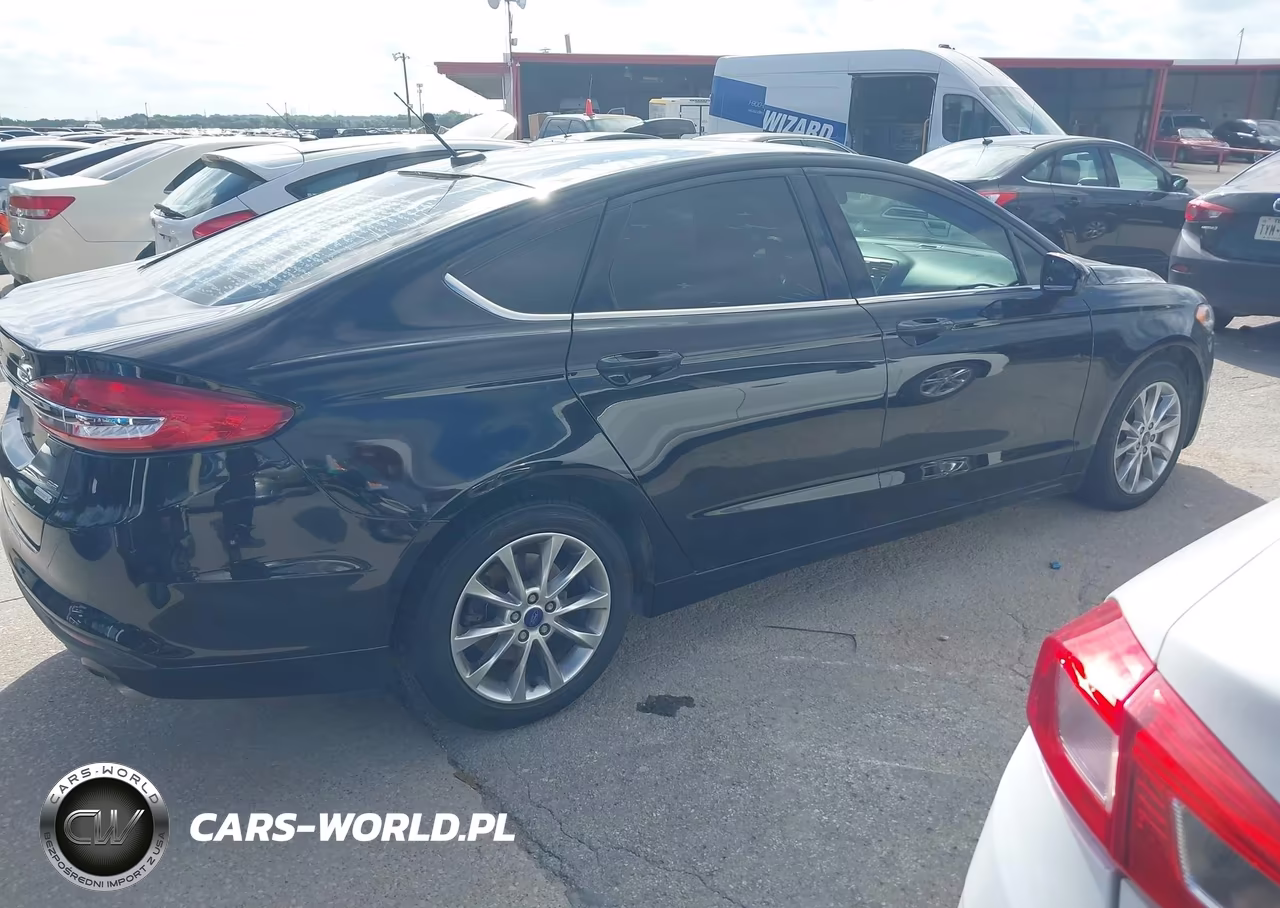 2017 Ford Fusion Se VIN:3FA6P0HD0HR335063 - 4