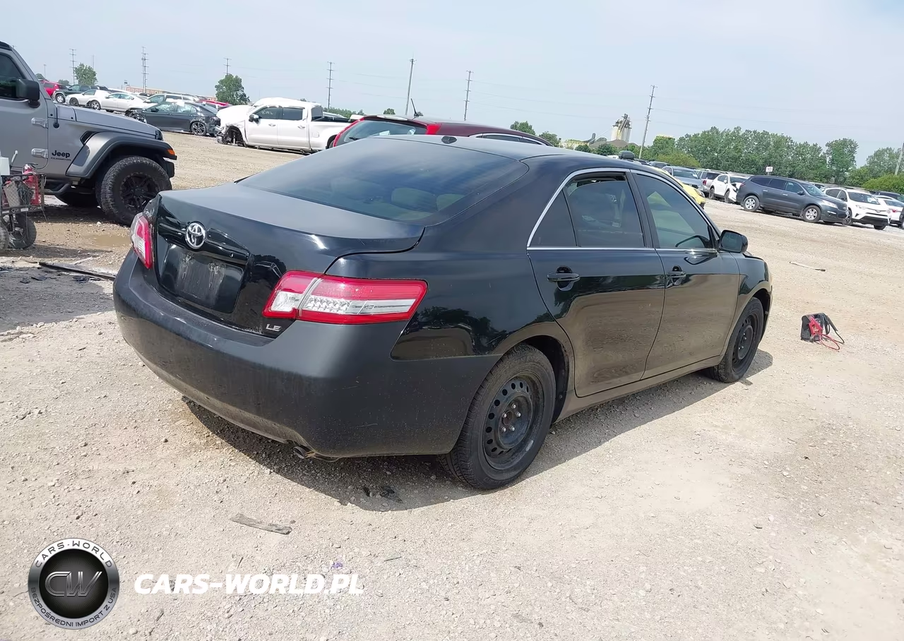 2010 Toyota Camry Le VIN:4T1BF3EK9AU016027 - 4