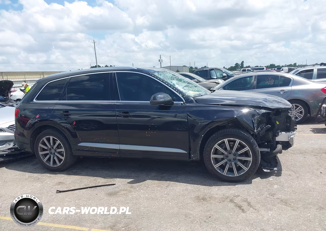 2018 Audi Q7 2.0T Premium VIN:WA1LHAF74JD030669 - 14