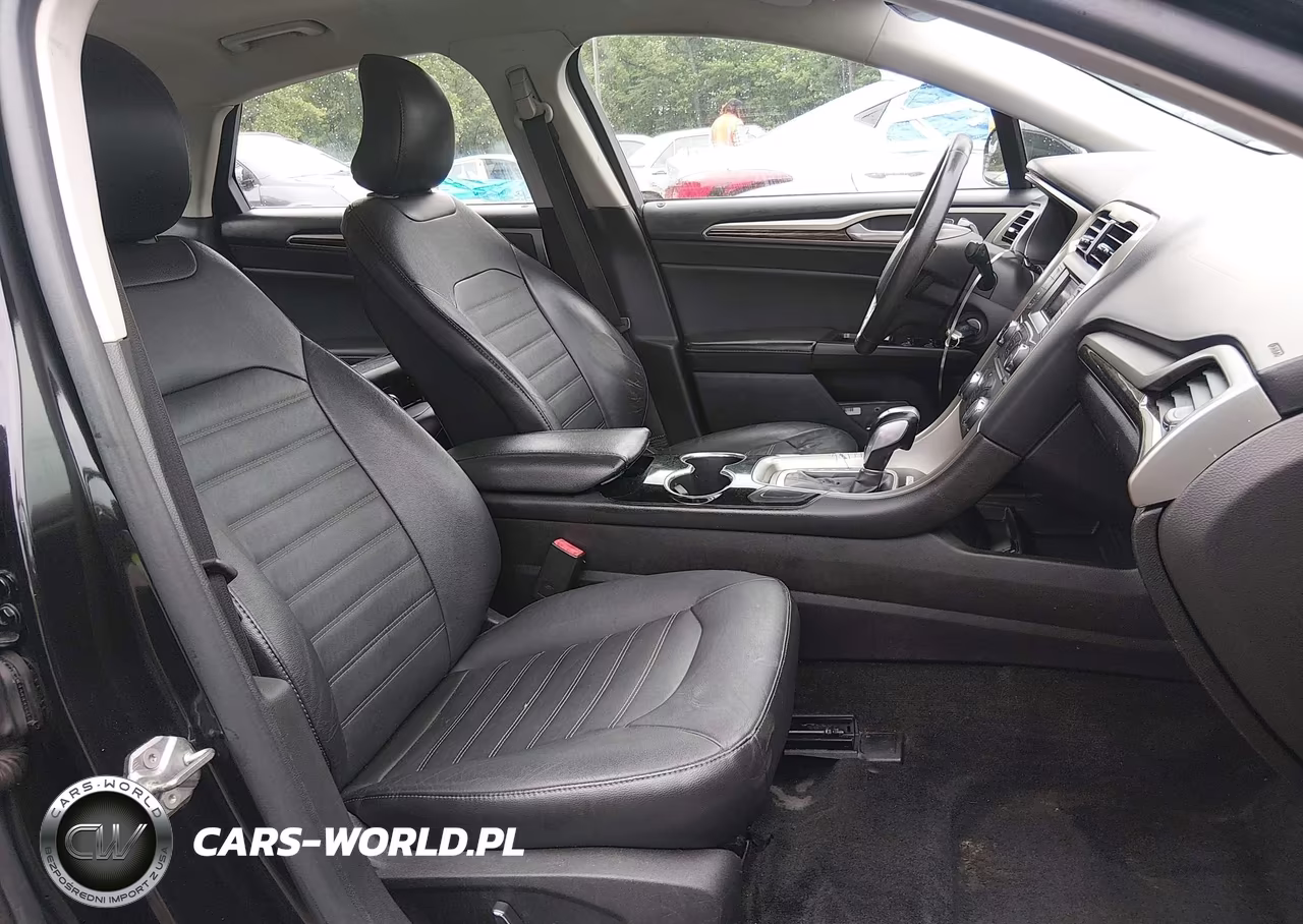2015 Ford Fusion Se VIN:3FA6P0HD2FR301803 - 5