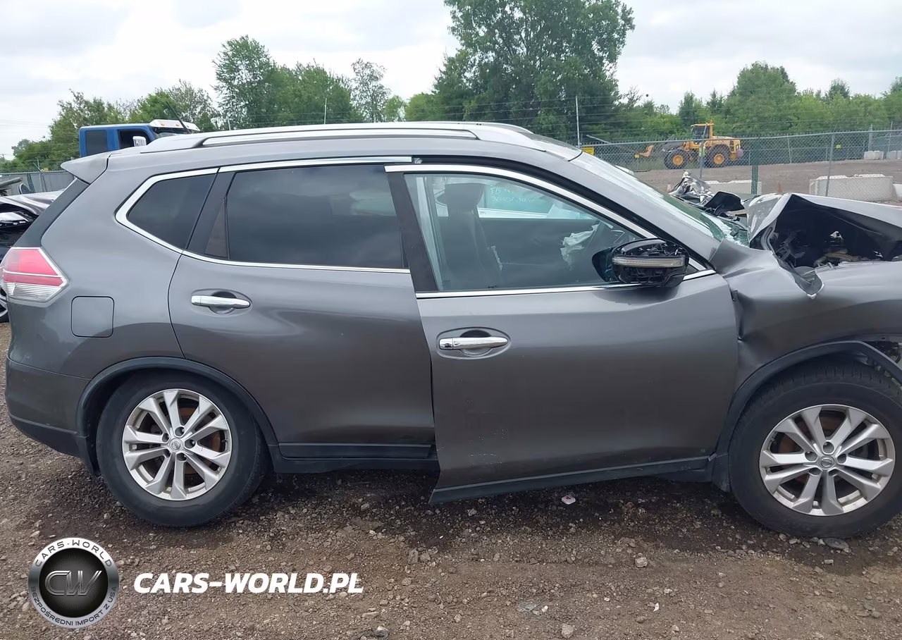 2015 Nissan Rogue Sv VIN:KNMAT2MTXFP520136 - 13