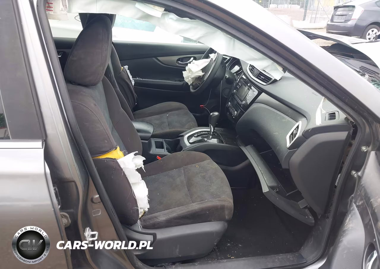 2015 Nissan Rogue Sv VIN:KNMAT2MTXFP520136 - 5