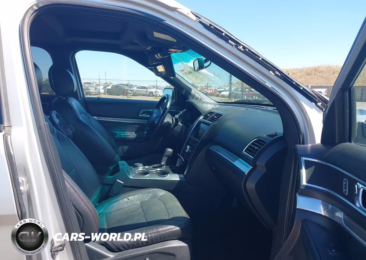 2016 Ford Explorer Sport VIN:1FM5K8GT0GGD14517 - 5