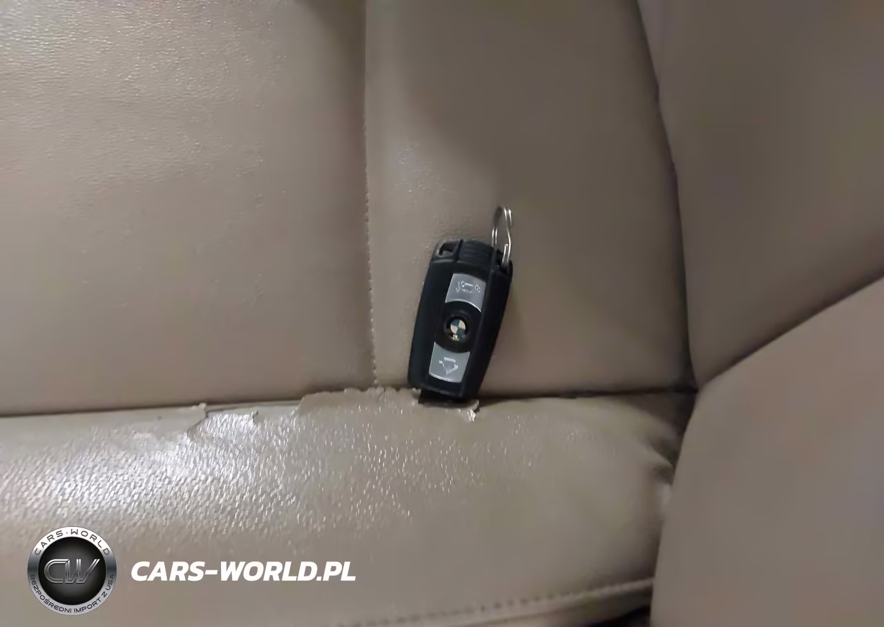 2009 BMW 328I xDrive VIN:WBAPK73559A452572 - 11