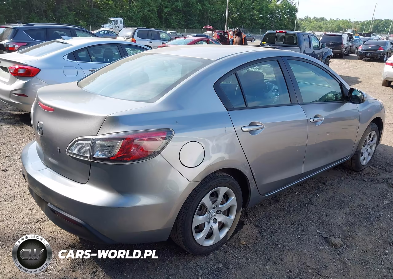 2010 Mazda Mazda3 I Sport VIN:JM1BL1SG8A1286434 - 4