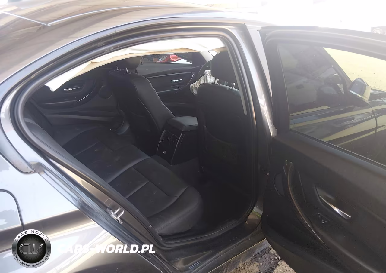 2017 BMW 320I VIN:WBA8E1G55HNU14723 - 8