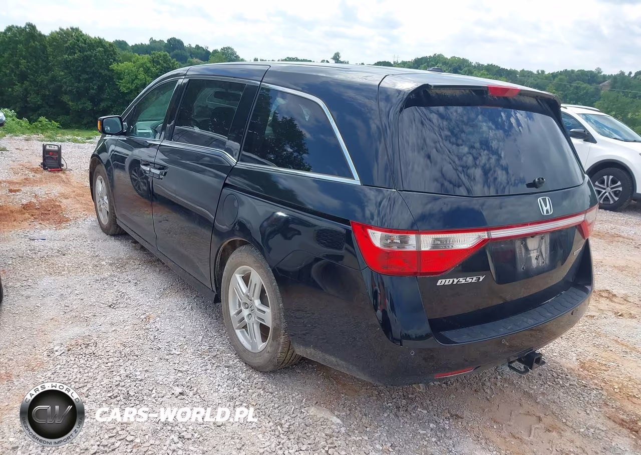 2012 Honda Odyssey Touring-Touring Elite VIN:5FNRL5H91CB019015 - 3
