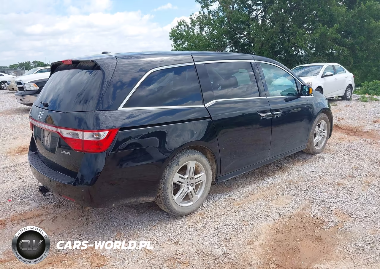 2012 Honda Odyssey Touring-Touring Elite VIN:5FNRL5H91CB019015 - 4