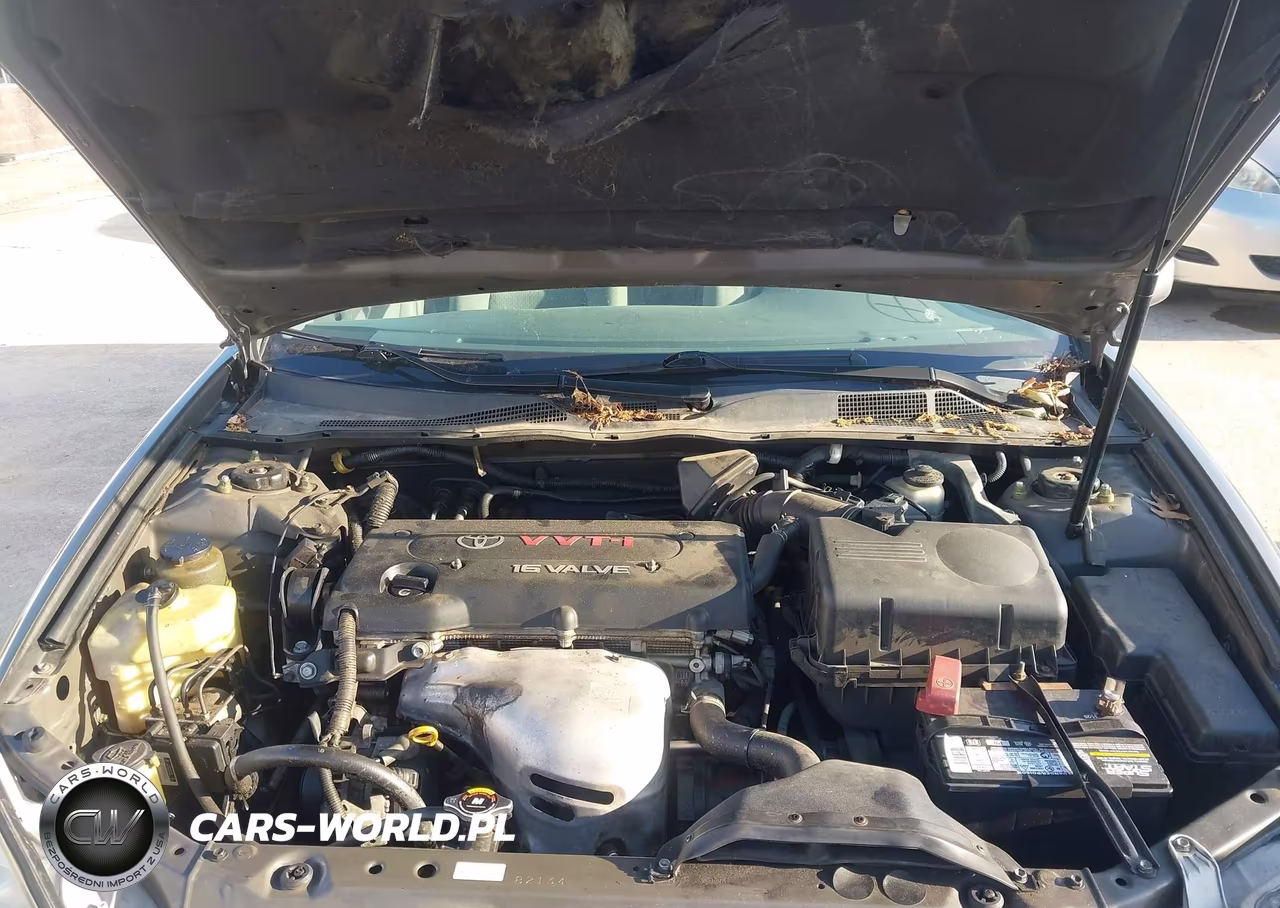 2004 Toyota Camry Le VIN:4T1BE32K84U924402 - 10