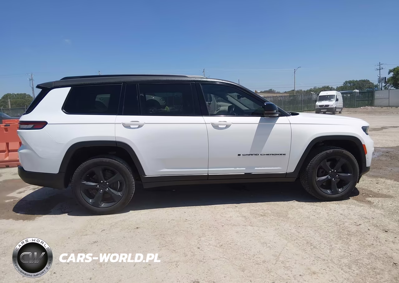 2022 Jeep Grand Cherokee L Limited 4X4 VIN:1C4RJKBG1N8585545 - 13