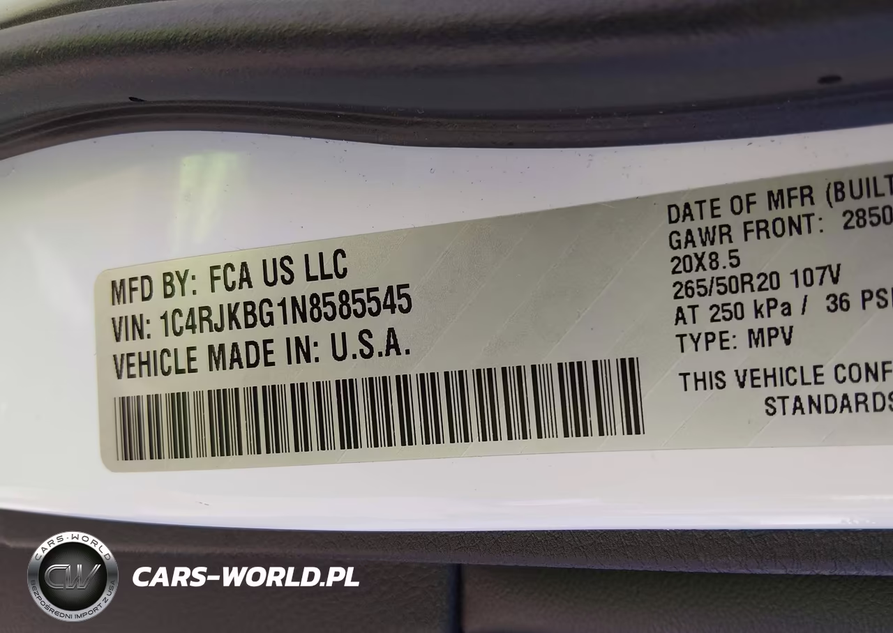 2022 Jeep Grand Cherokee L Limited 4X4 VIN:1C4RJKBG1N8585545 - 9