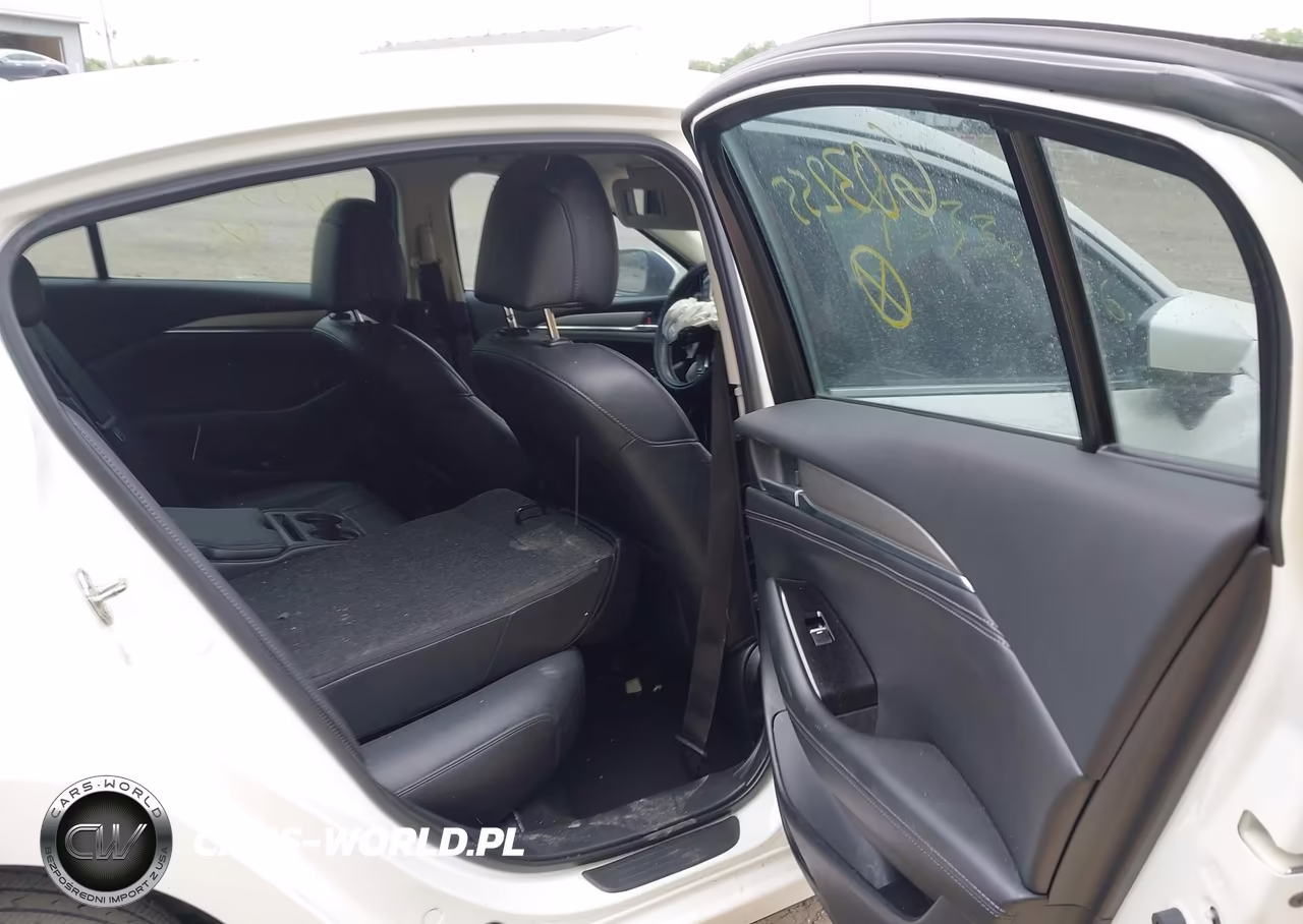 2021 Mazda Mazda6 Touring VIN:JM1GL1VM1M1603255 - 8