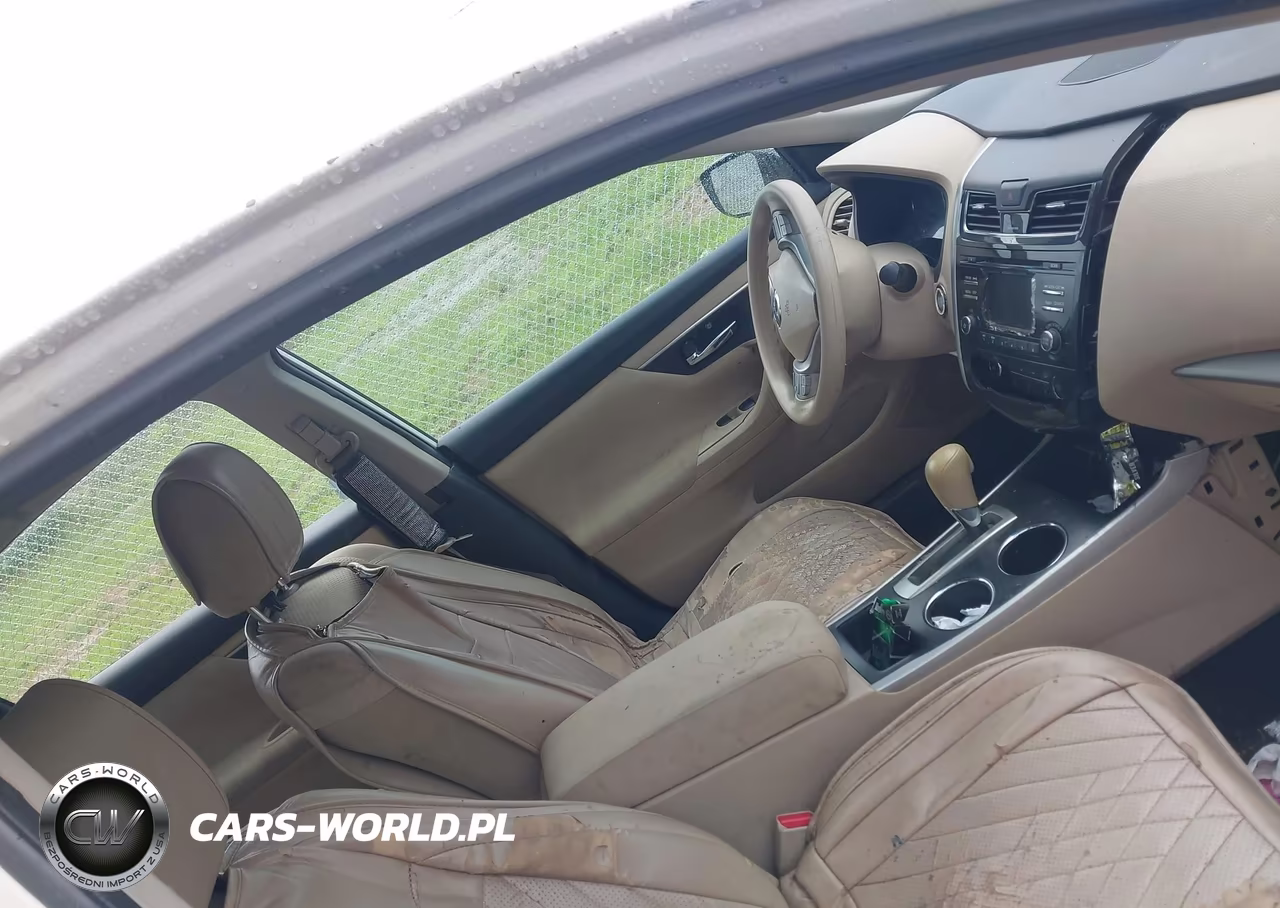 2015 Nissan Altima 2.5 S VIN:1N4AL3AP2FC136197 - 5