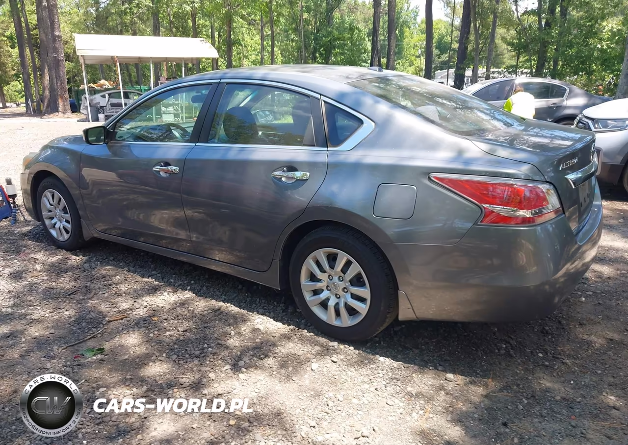 2014 Nissan Altima 2.5 S VIN:1N4AL3AP1EC181890 - 3