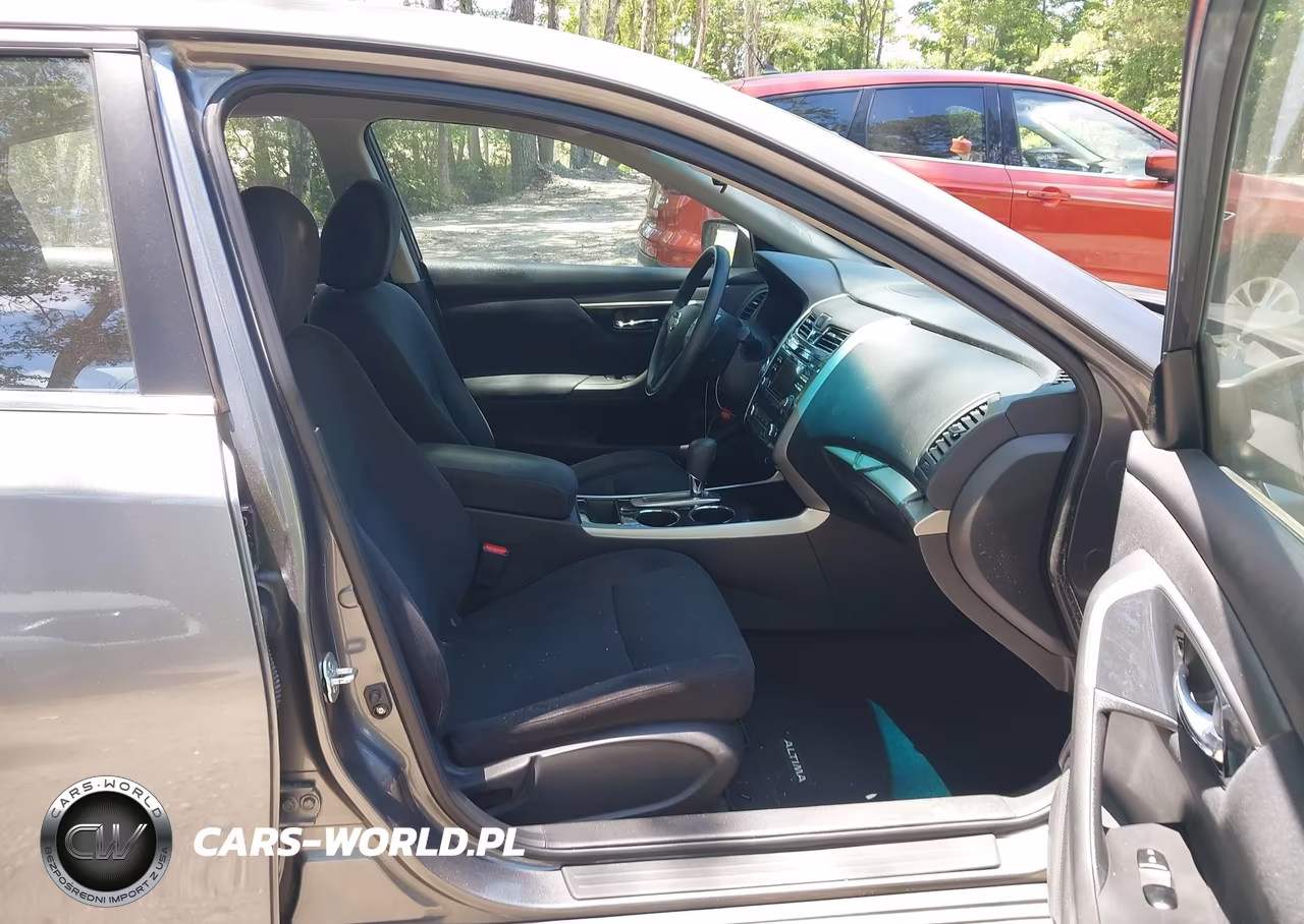 2014 Nissan Altima 2.5 S VIN:1N4AL3AP1EC181890 - 5