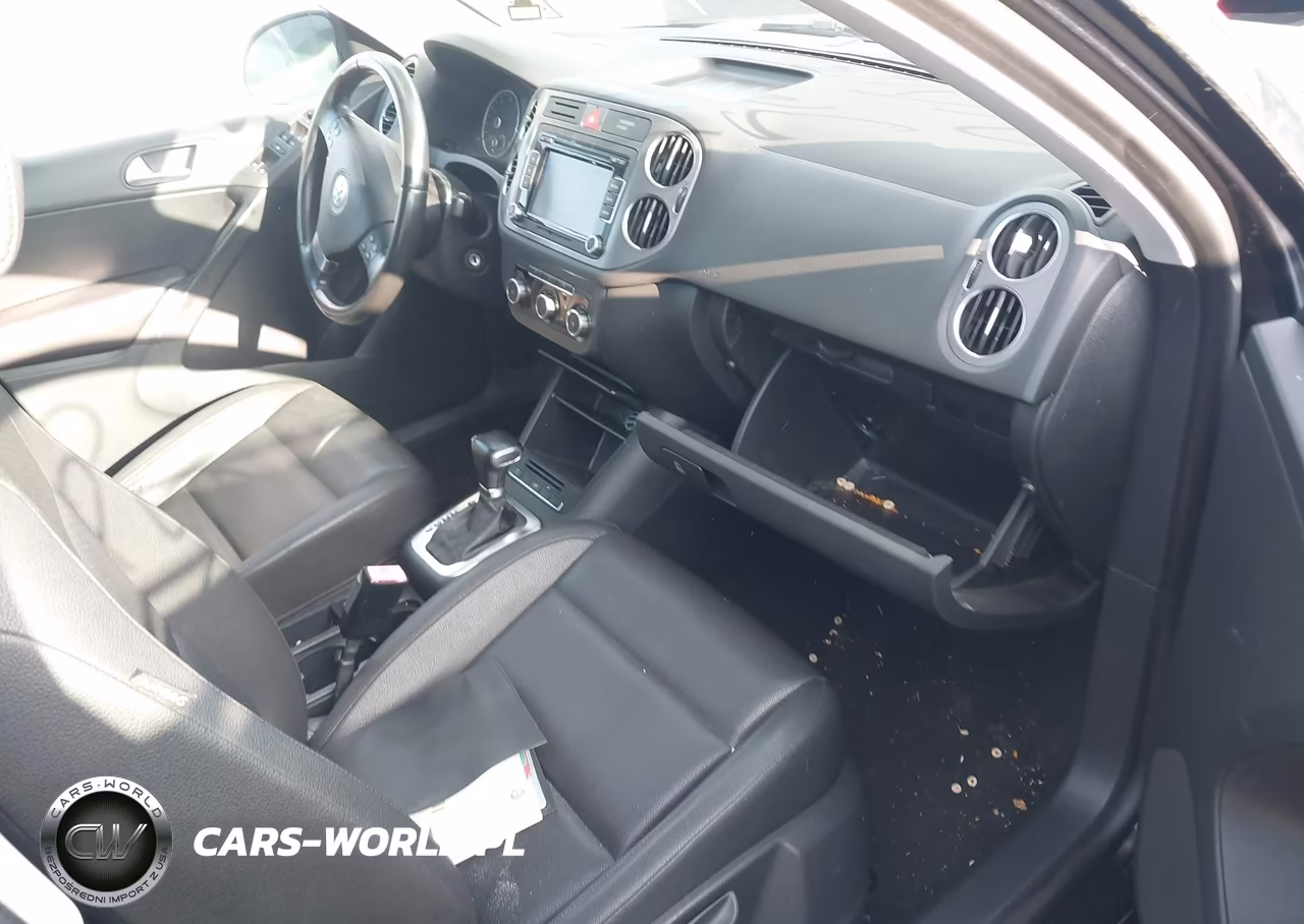 2010 Volkswagen Tiguan Wolfsburg Edition VIN:WVGBV7AX2AW528051 - 5