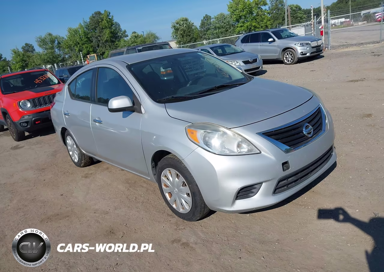 2013 Nissan Versa 1.6 Sv
