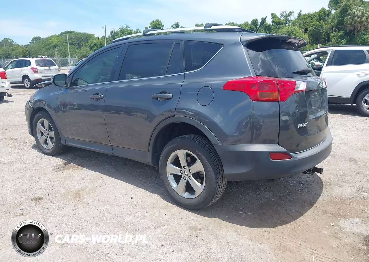 2015 Toyota Rav4 Xle VIN:JTMWFREV9FD069952 - 3