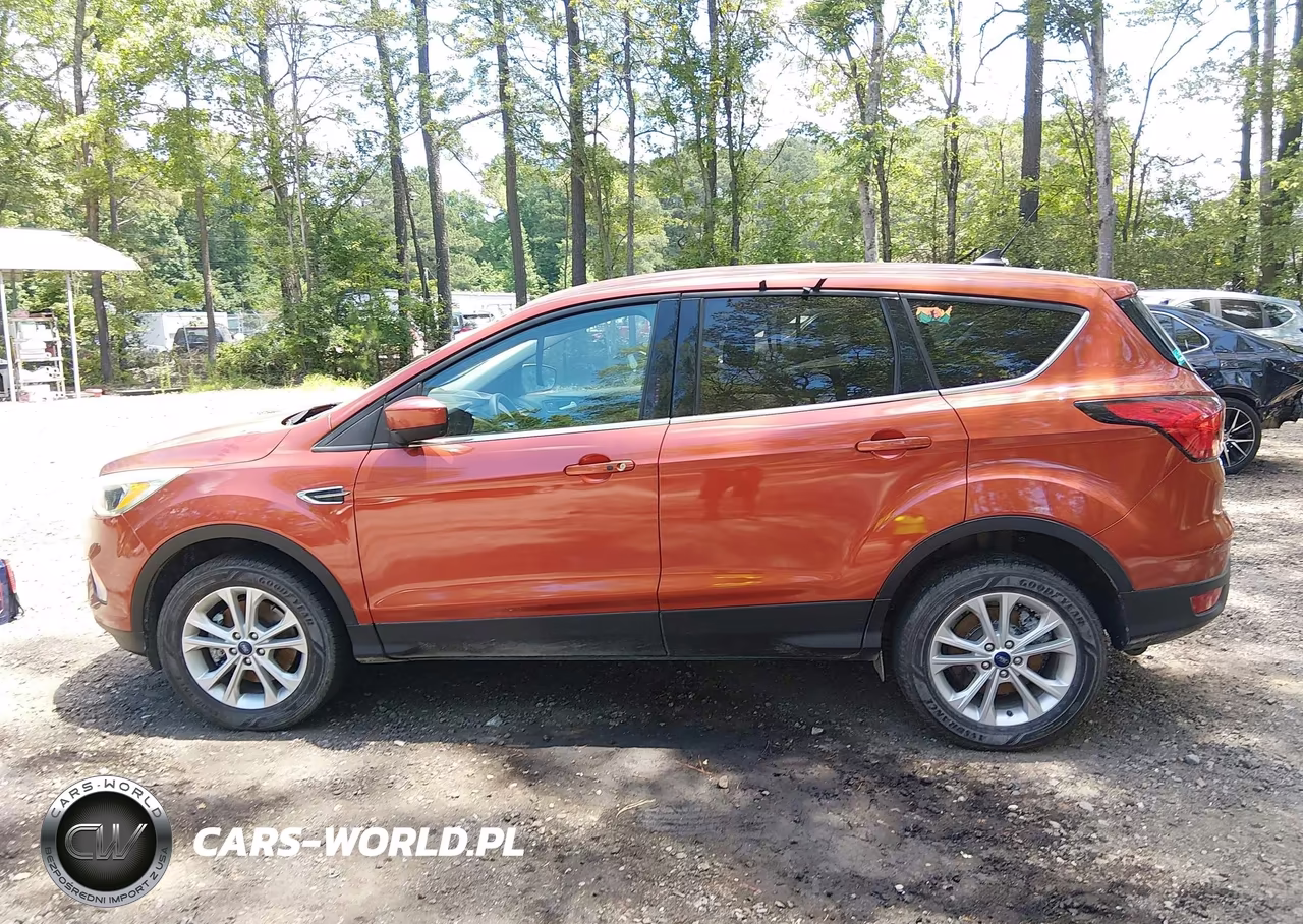 2019 Ford Escape Se VIN:1FMCU9GD3KUB65501 - 13