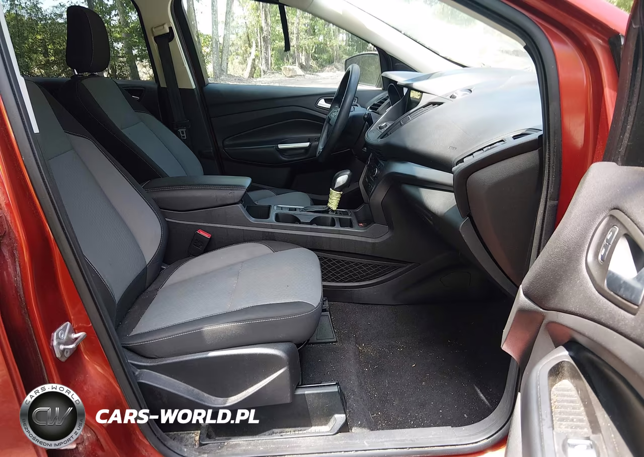 2019 Ford Escape Se VIN:1FMCU9GD3KUB65501 - 5