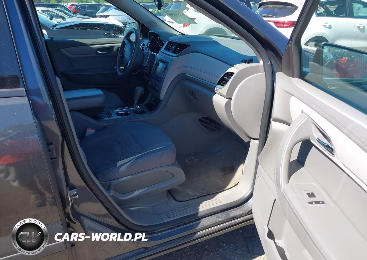 2013 Chevrolet Traverse Ls VIN:1GNKRFED1DJ100788 - 5