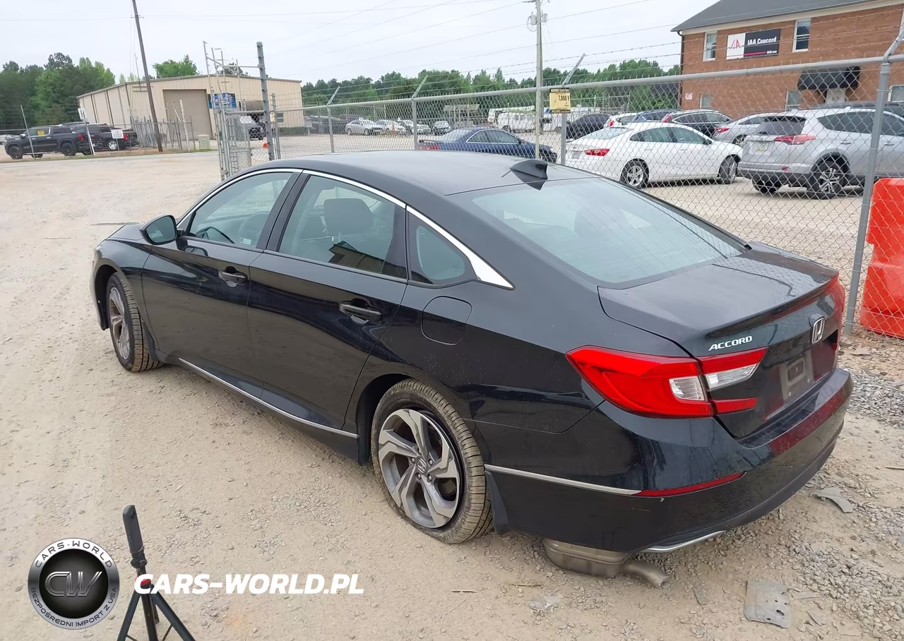 2018 Honda Accord Ex VIN:1HGCV1F40JA135684 - 3