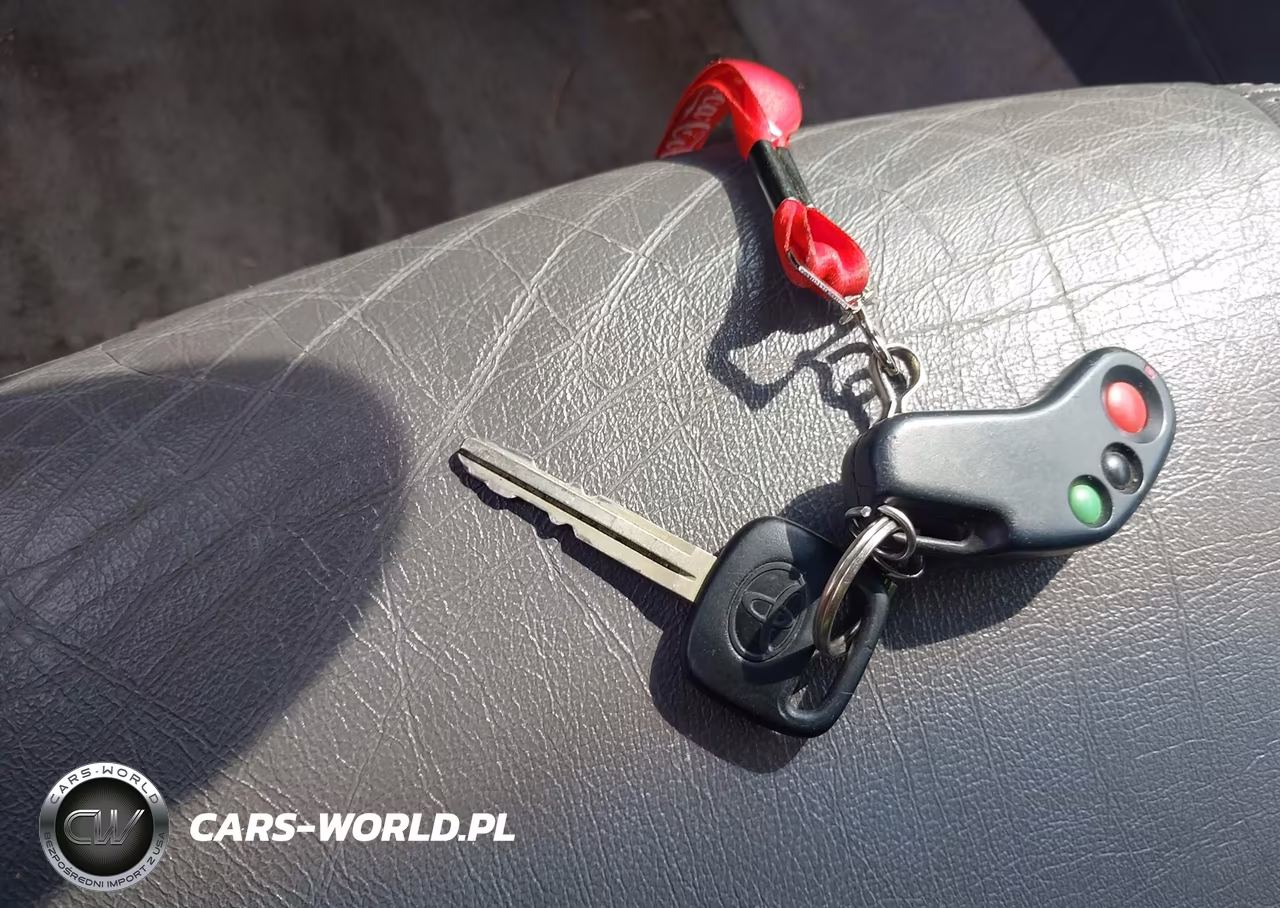 1998 Toyota Camry Le VIN:4T1BG22K4WU377880 - 11