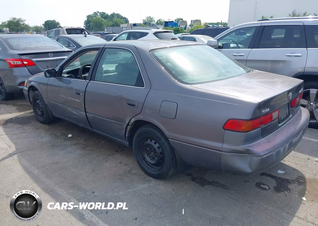 1998 Toyota Camry Le VIN:4T1BG22K4WU377880 - 3