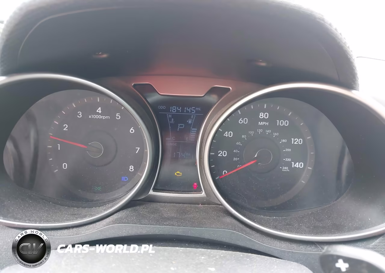2014 Hyundai Veloster Base W-Black VIN:KMHTC6AD3EU212363 - 7
